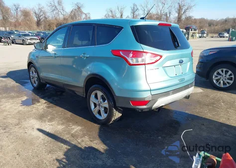 2013 Ford Escape Se z USA, uszkodzony, nr VIN 1FMCU0G96DUD36820
